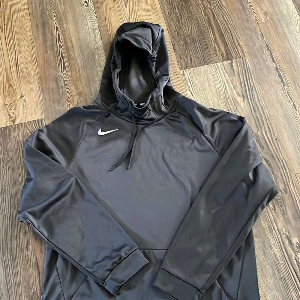 Nike Dri fit gray hooded sweatshirt